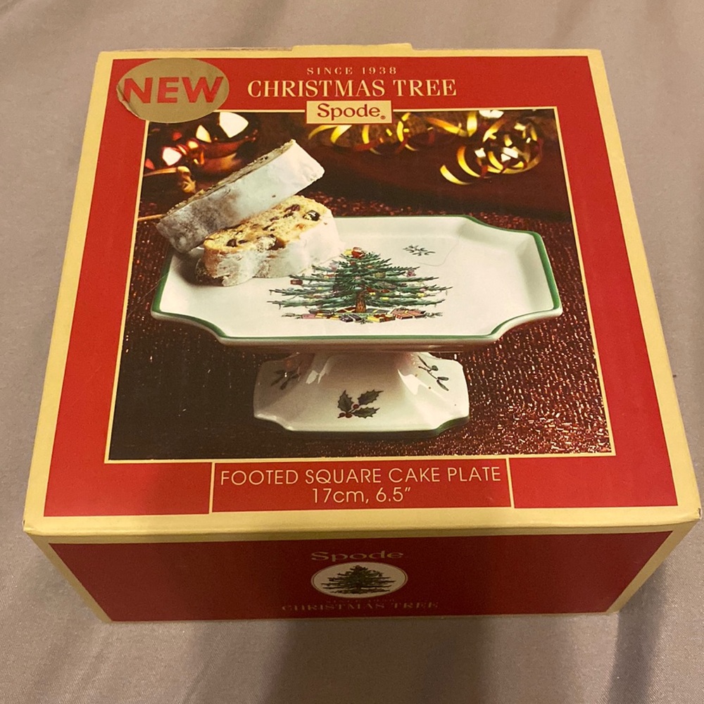 NIB Spode Christmas Tree cake plate